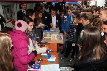 Sute de suceveni au descoperit universul științei, la Noaptea Cercetătorilor
