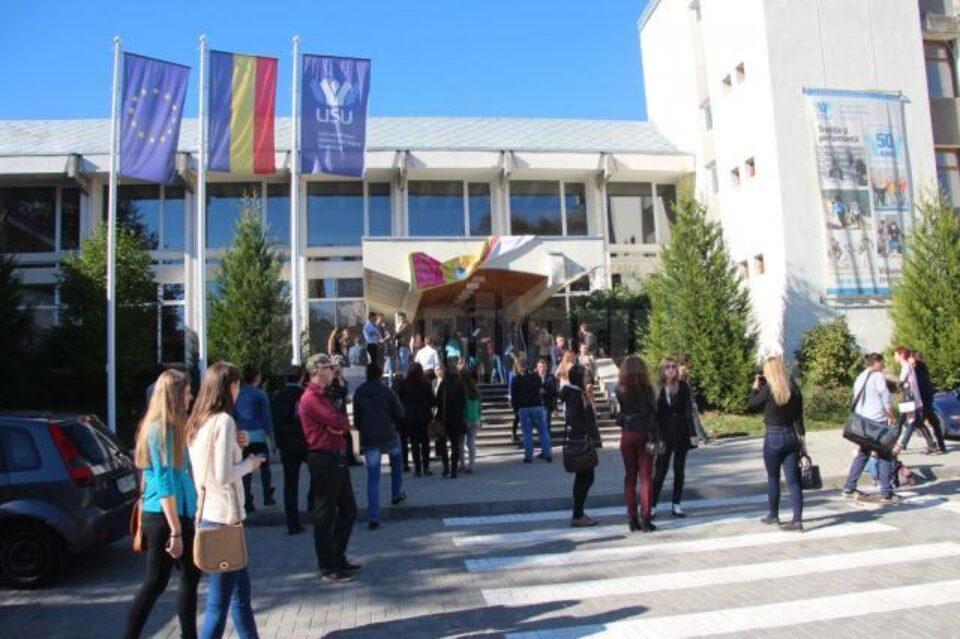 Festivitatea de deschidere a anului universitar la Suceava
