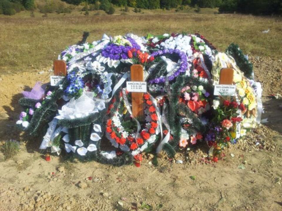 Mormântul celor trei de la Pătrăuți