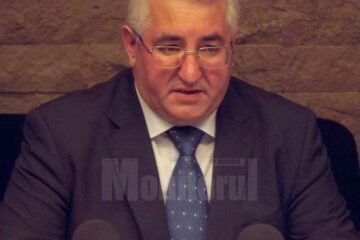 Ion Lungu: „Mi s-ar părea corect ca și primarul, la fel ca președintele țării, să-și dea demisia din partid, după alegeri”