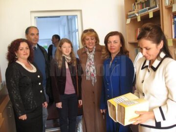 Aproape 1.500 de cărți au fost donate Școlii Gimnaziale Berchișești