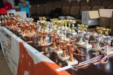 Cupe și medalii pentru cei mai buni competitori din cadrul „Spartachiadei profesorilor”