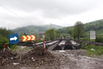 Podul de la Mănăstirea Humorului ar putea fi finalizat până la sfârșitul lui noiembrie