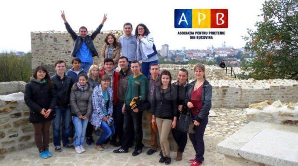 Bobocii basarabeni ai Universității „Ștefan cel Mare”, ajutați să se integreze la Suceava