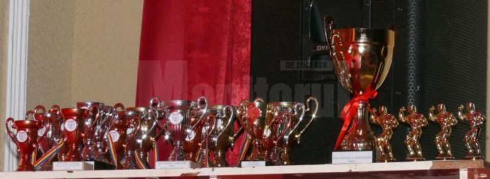 Prima ediție a Cupei Fălticeni la bodybuilding a reunit sportivi din Suceava și Neamț Prima ediție a Cupei Fălticeni la bodybuilding a reunit sportivi din Suceava și Neamț