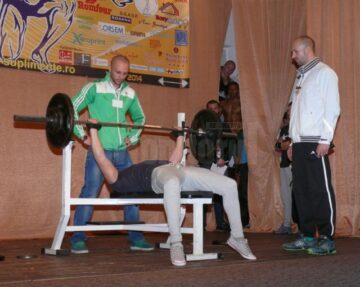 Prima ediție a Cupei Fălticeni la bodybuilding a reunit sportivi din Suceava și Neamț