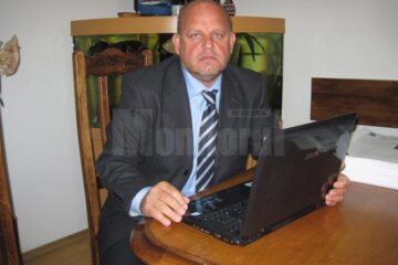 În urmă cu două zile, Aurel Olărean a trimis o cerere prin care a anunțat că demisionează din PDL și va activa în continuare ca independent