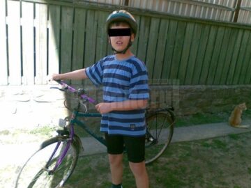 Bogdan, 13 ani, autist, a învățat să meargă pe bicicletă