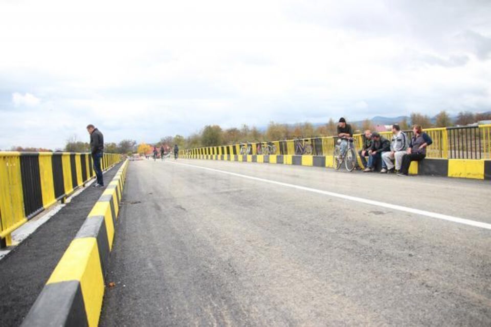Ministrul Doina Pană a inaugurat un pod din Marginea început în urmă cu 7 ani