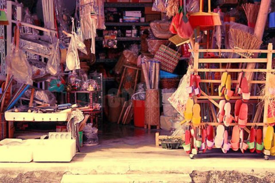 „Comerțul de dugheană”