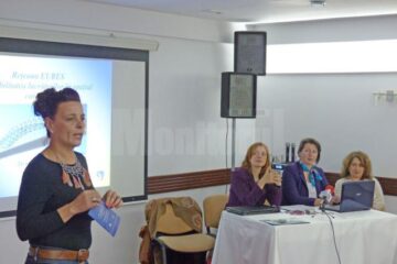 Specialiștii au încercat să-i facă pe tineri să înțeleagă cât de riscant poate fi un loc de muncă în străinătate