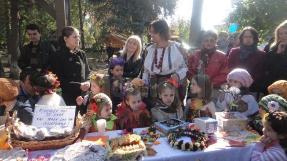 Peste o mie de rădăuțeni au participat la Târgul de toamnă pentru copii
