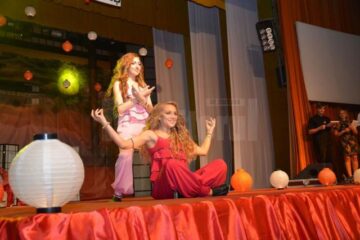 Dansul oriental nu putea lipsi din spectacol