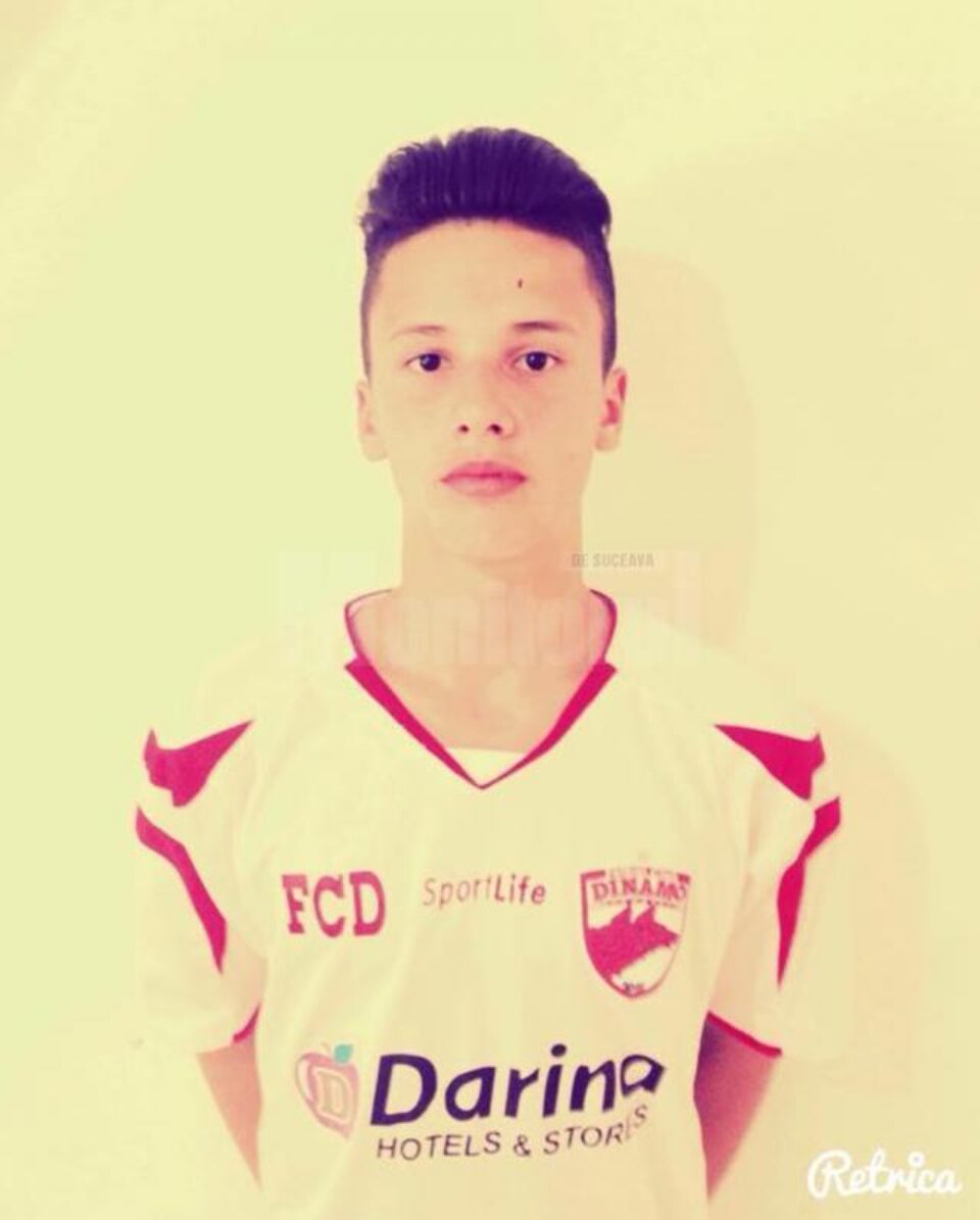 Alex Longher va avea ocazia să îmbrace pentru prima dată tricoul echipei naționale Under 15 a României cu prilejul meciurilor test cu Republica Moldova Alex Longher va avea ocazia să îmbrace pentru prima dată tricoul echipei naționale Under 15 a României cu prilejul meciurilor test cu Republica Moldova