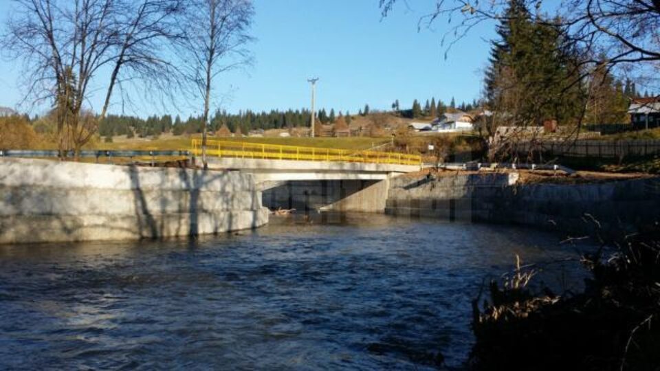 Lucrările la pod au fost finalizate în șase luni de zile