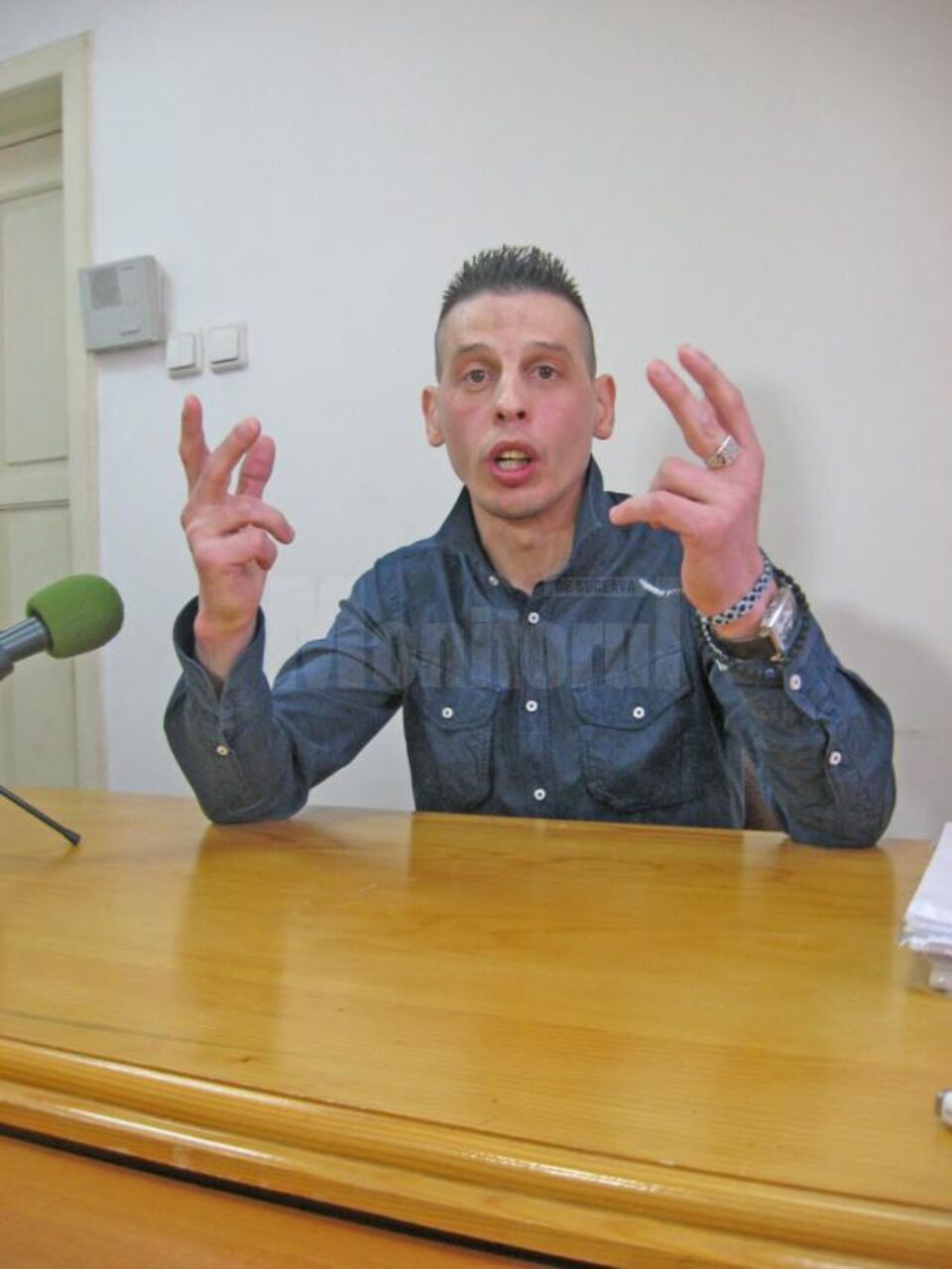 Rădăuțeanul Ovidiu Rusu a primit o nouă condamnare, pentru șapte infracțiuni de înșelăciune Rădăuțeanul Ovidiu Rusu a primit o nouă condamnare, pentru șapte infracțiuni de înșelăciune