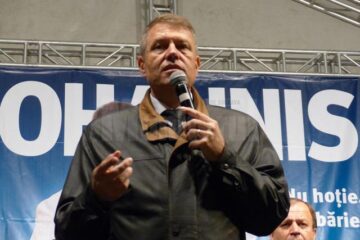 Candidatul Alianței Creștin Liberale pentru funcția de președinte al României și liderul PNL, Klaus Iohannis