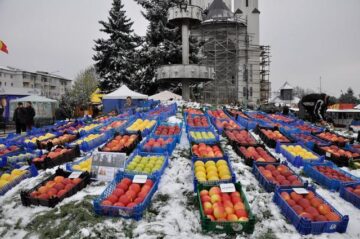 Târgul Mărului de la Fălticeni a fost și anul acesta un succes pentru producătorii suceveni