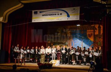 Acordarea diplomelor