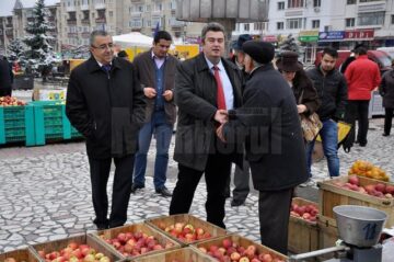 Târgul Mărului de la Fălticeni a fost și anul acesta un succes pentru producătorii suceveni