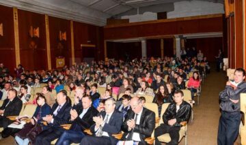 Marele premiu al Festivalului „Cântecele neamului”, ediția a VII-a, a fost câștigat de suceveanul Andrei Iftime