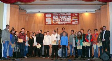Participanții Concursului Național de Folk pentru Tineret “Nada Florilor”