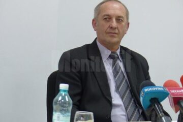 Prof. Valentin Ianoș, directorul interimar al Casei de Cultură a Studenților Suceava