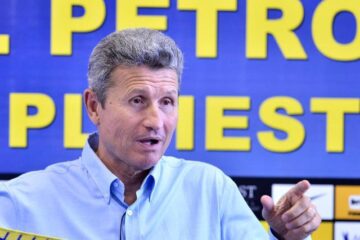 Gigi Mulțescu are amintiri frumoase de la Suceava, dar vrea să elimine Rapidul . Foto: www.fcpetrolul.ro