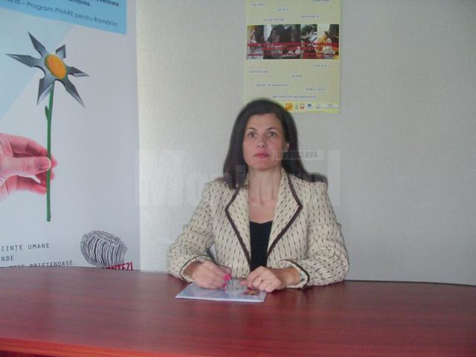 Inspectorul principal de poliție Liliana Orza, coordonatorul Centrului Regional Suceava al ANITP