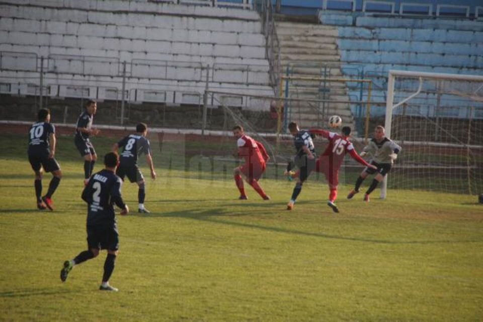 Rapid CFR s-a impus în disputa cu Gloria Buzău
