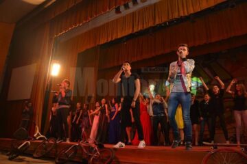 Concertul Trupei Maxim a însuflețit întreaga sală