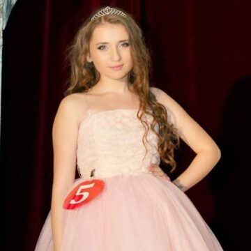 Miss Boboc 2014 este Cristiana Andronachi
