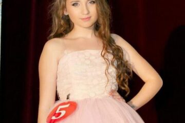 Miss Boboc 2014 este Cristiana Andronachi