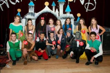 „Hurmuland” - o lume de poveste la Balul Bobocilor de la Colegiul „Eudoxiu Hurmuzachi” Rădăuți