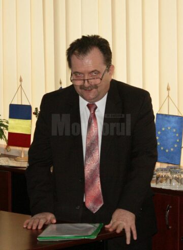 Colegiul Tehnic „Mihai Băcescu” din Fălticeni a găzduit la sfârșitul săptămânii trecute a V-a ediție a Simpozionului Internațional „România între Occident și Orient”