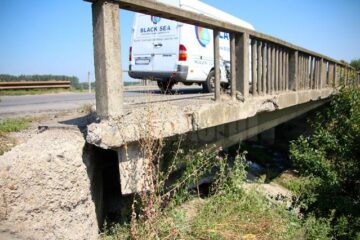 Reparațiile podului de pe ruta ocolitoare a Sucevei costă 623.000 de lei