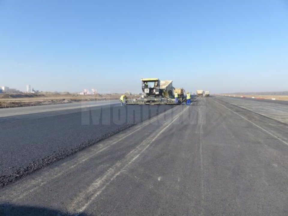 Aeroportul „Ștefan cel Mare” va fi redeschis în vara anului viitor