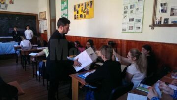 Elevii Colegiului „Eudoxiu Hurmuzachi” și-au desemnat reprezentanții în Consiliul Școlar