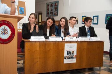 Elevii Colegiului „Eudoxiu Hurmuzachi” și-au desemnat reprezentanții în Consiliul Școlar