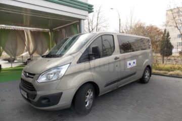 Nevăzătorii suceveni au câștigat un microbuz printr-un proiect european