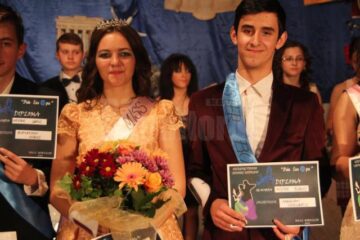 Bianca Apăvăloaie și Marian Chelaru, care în concurs au reprezentat Turcia, au primit titlurile de Miss și Mister Boboc