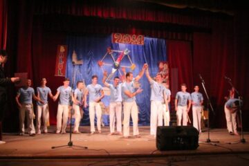 Călătorie prin Europa, la Balul Bobocilor organizat de Colegiul Tehnic „Samuil Isopescu”