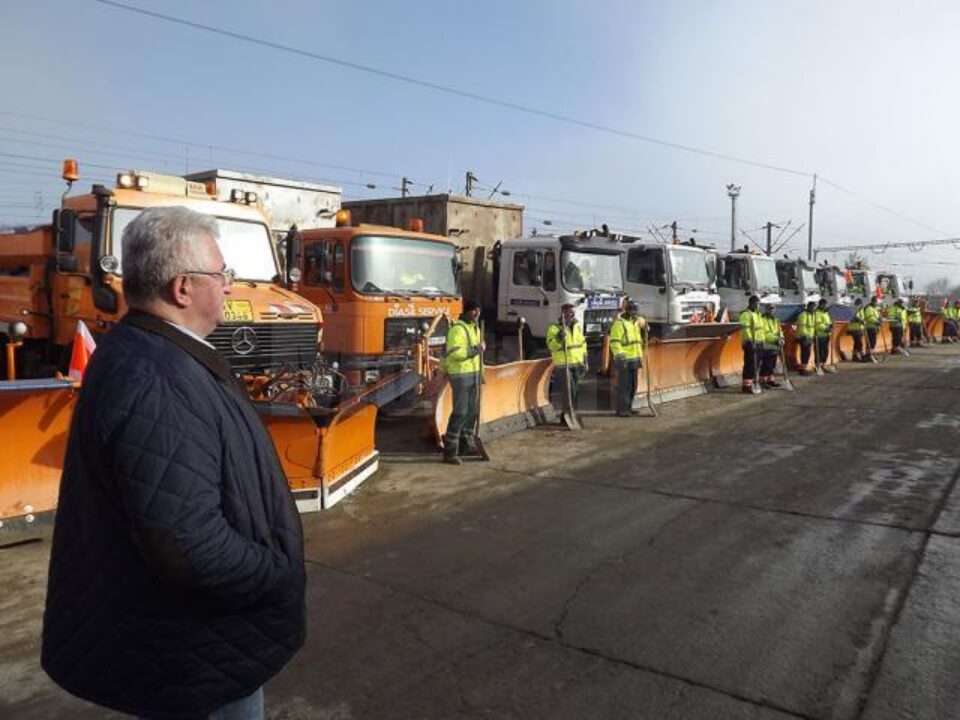 Primarul Ion Lungu a inspectat flota Diasil de intervenție pe străzi pe timp de iarnă