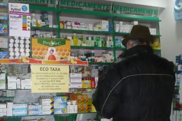 Farmaciile, unul dintre locurile unde inspectorii sanitari au căutat trei suplimente alimentare care nu sunt autorizate pentru punerea pe piață. Foto: www.ziaruldevrancea.ro