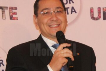 Victor Ponta: „Tuturor românilor le transmit să vină pe 16 noiembrie la vot și să-și exercite acest drept fundamental cu gândul la România și la viitorul pe care îl putem construi împreună”