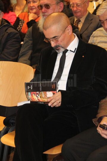 Sesiune de autografe