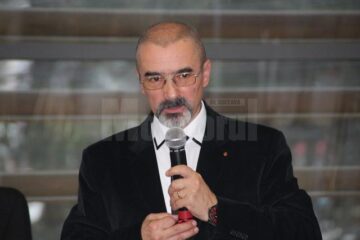 Tiberiu Cosovan și-a lansat volumul III, cu subtitlul „Acorduri afective”