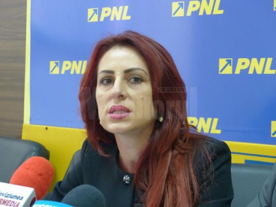 Senatoarea PNL de Suceava Steliana Miron a spus că sucevenii trebuie să meargă duminică la vot pentru a-l alege pe Klaus Iohannis președinte al țării