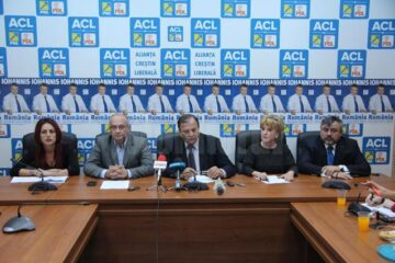 Parlamentarii PDL și PNL și-au exprimat încrederea în victoria lui Klaus Iohannis în cursa pentru Cotroceni