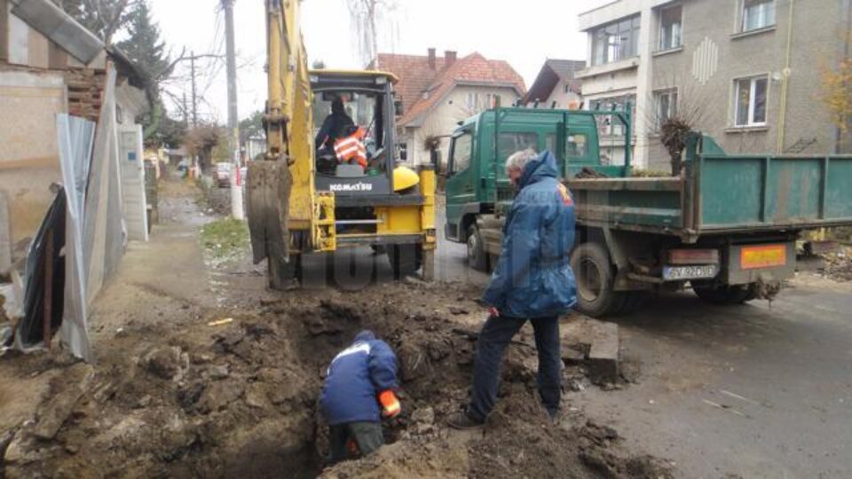 Conductă de gaz lovită de un buldoexcavator pe strada Călărași